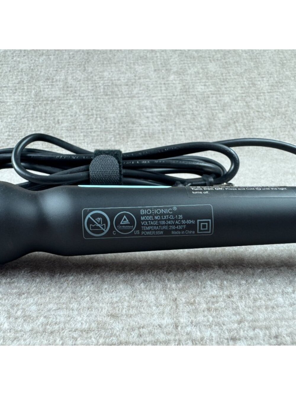 BIO IONIC Long Barrel Curling Iron Styler 1.25-Inch Black Nanoionic Beachy Waves - Picture 3 of 6
